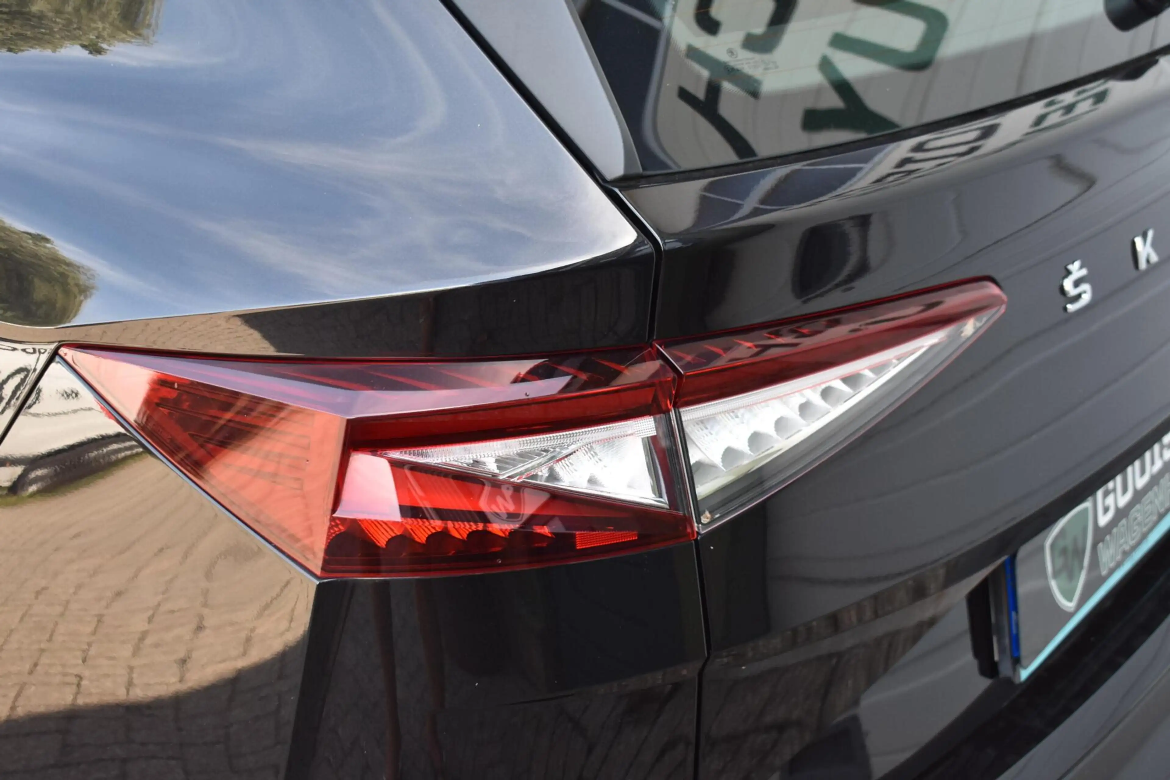 Skoda Enyaq iV 80 | Pano | Camera | Stoel/Stuurverwarming | — photo 29