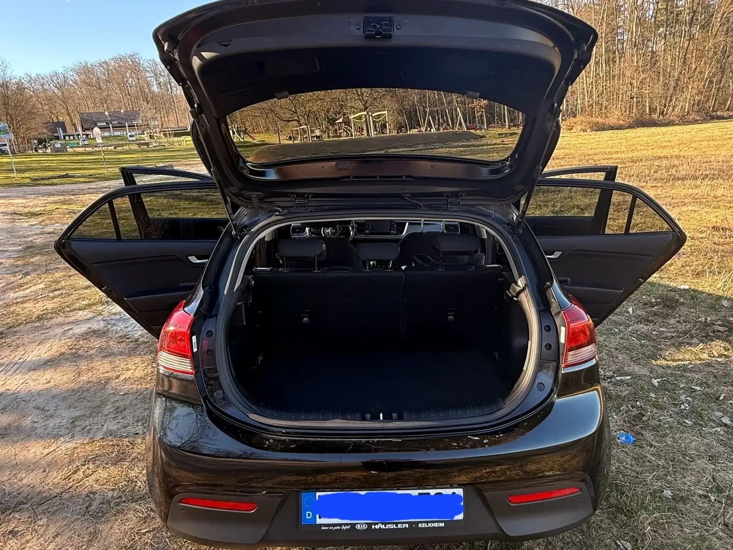 Kia Rio Rio 1.0 T-GDI Dream-Team Edition Schwarz - 2