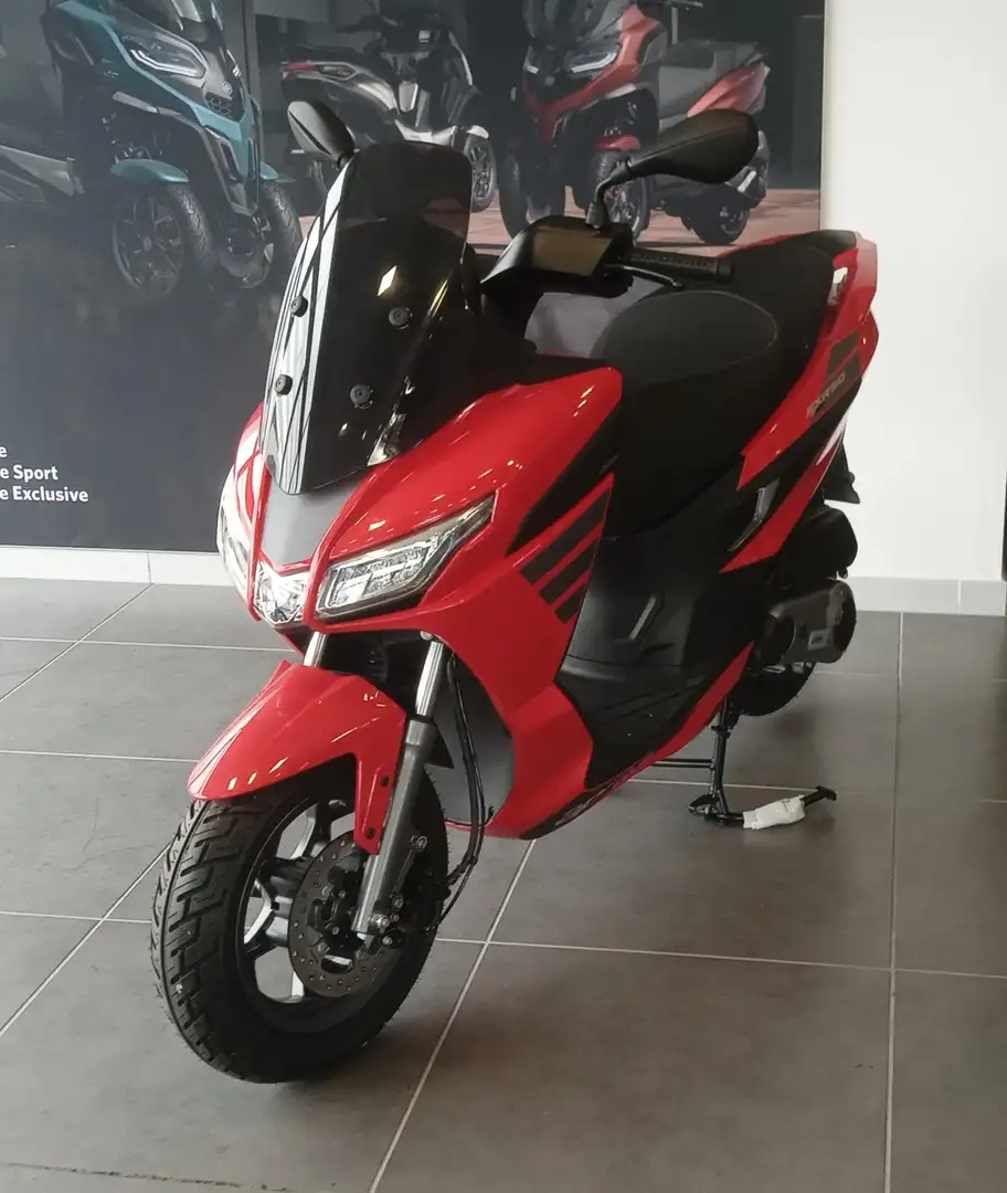 Aprilia SXR 50 Rosso - 1