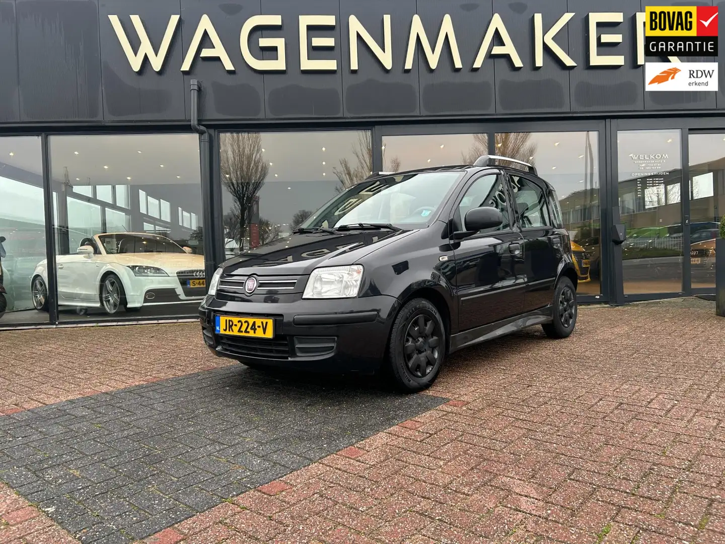 Fiat Panda 1.2 Active Airco|Elektrisch pak|Nieuw Distributie Zwart - 1