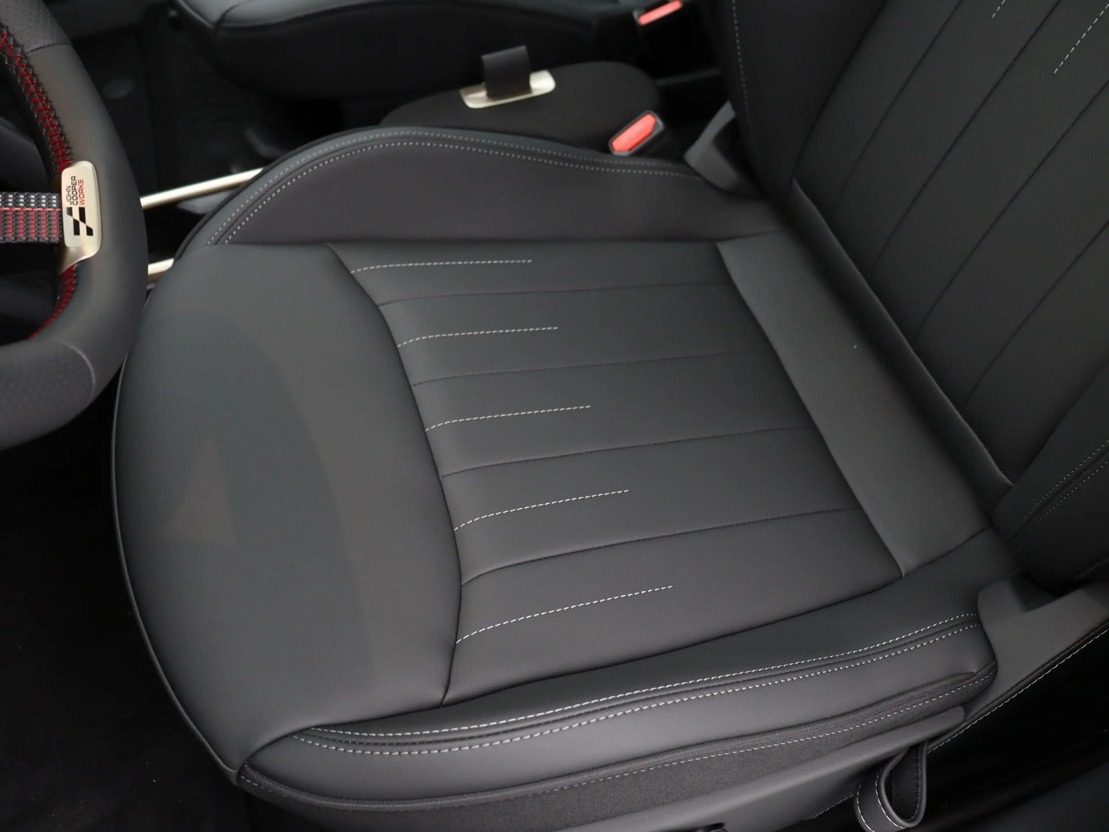 MINI Aceman E John Cooper Works Pakket L — photo 14