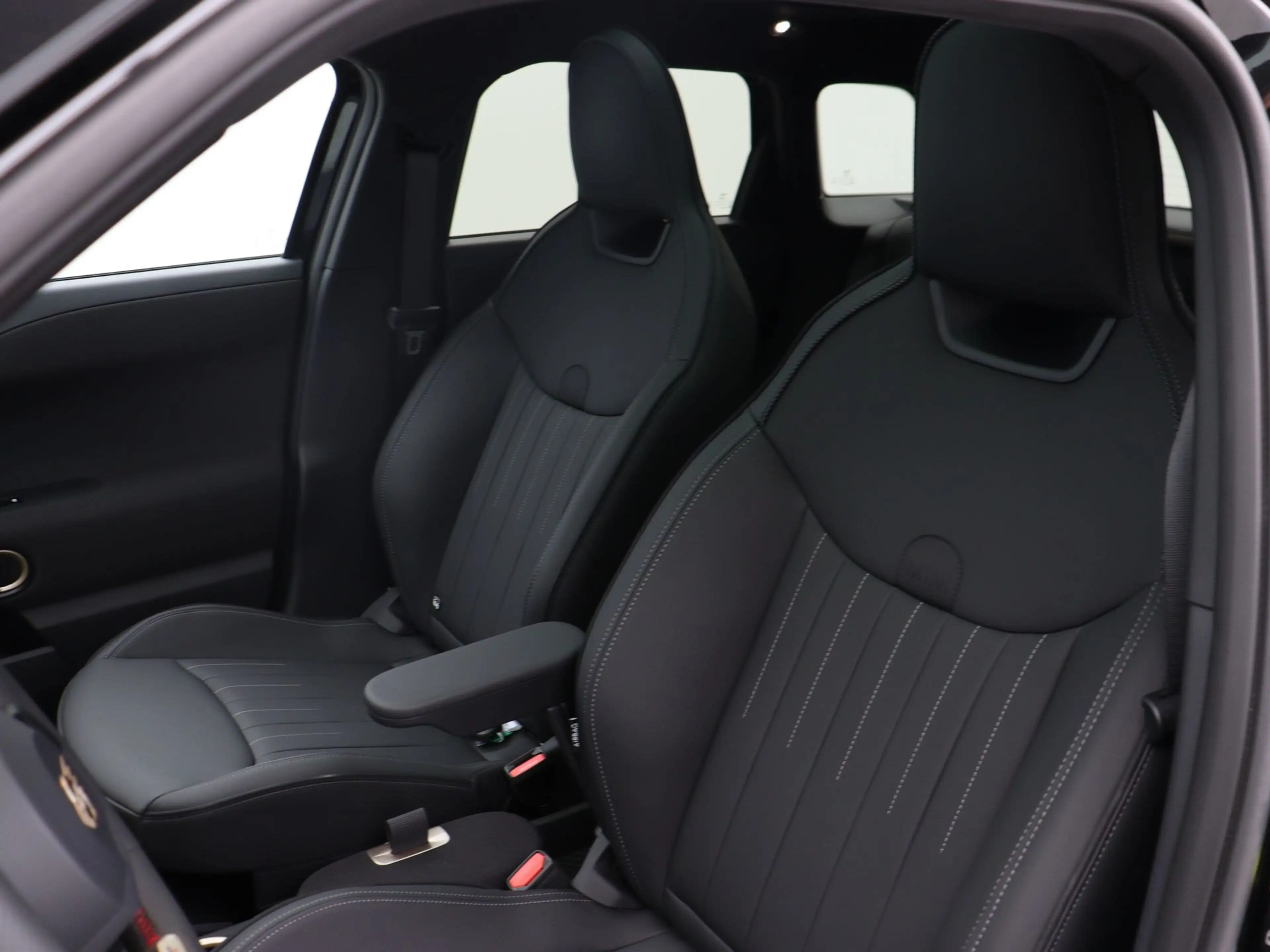 MINI Aceman E John Cooper Works Pakket L — photo 4