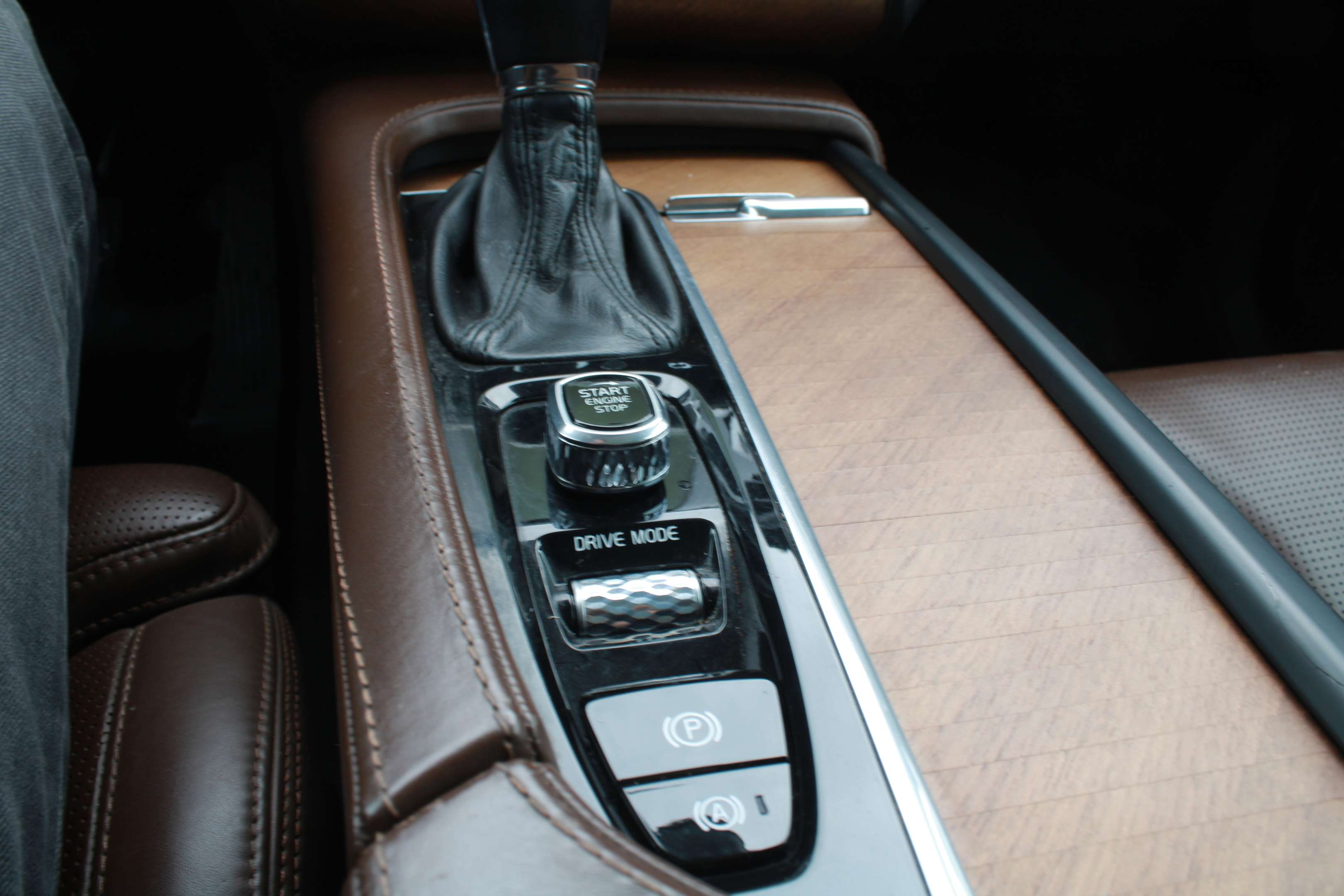 2019 Volvo XC90 T6 AWD Inscription, MAGS, CUIR, NAVIGATION, A/C thumb 37