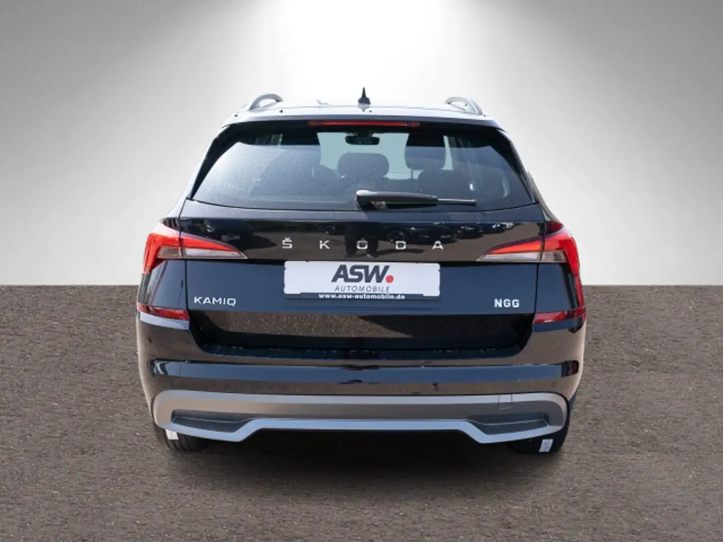 Skoda Kamiq Tour 1,0 TSI DSG LED Nav PDC SHZ VC AHK Zwart - 2