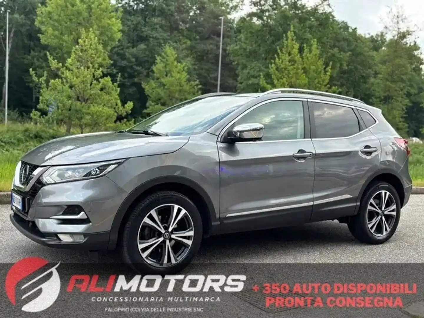 Nissan Qashqai 1.5 dCi 115 CV DCT Tekna Grijs - 1