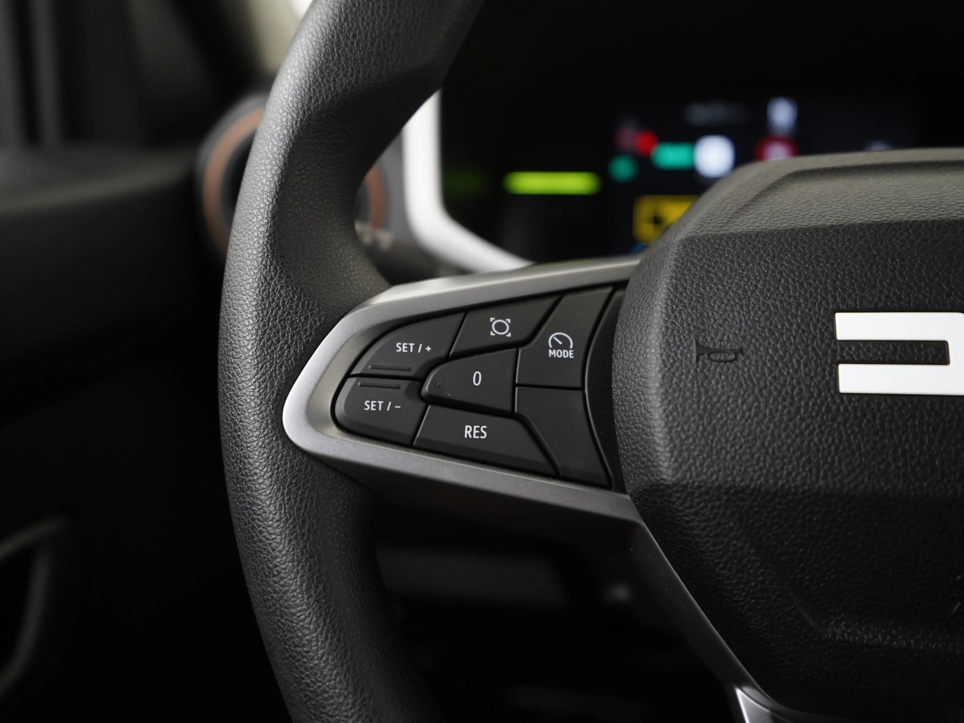 Dacia Spring Extreme 65 26.8 kWh | DC-snelladen | Achteruitcame — photo 7