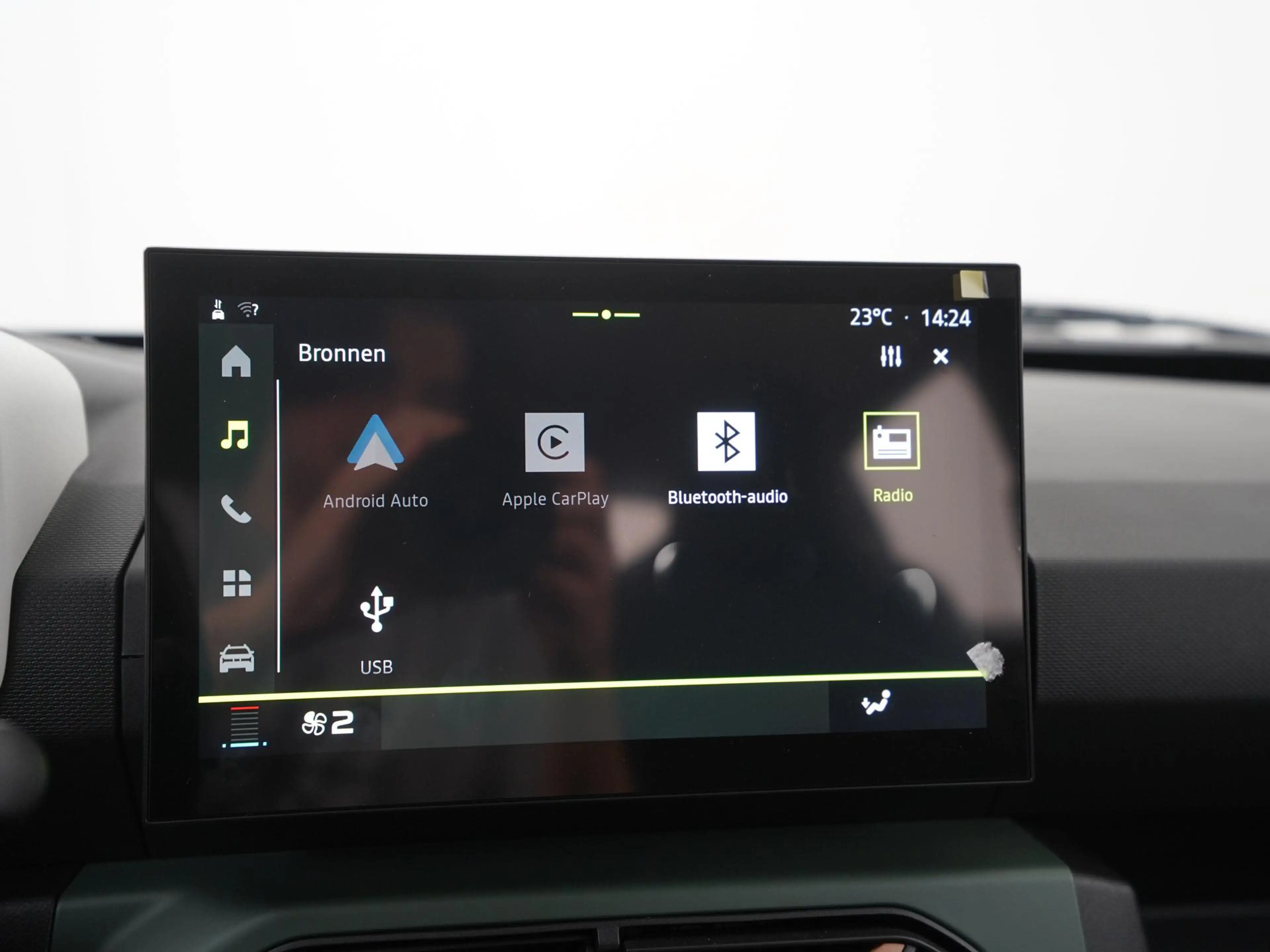 Dacia Spring Extreme 65 26.8 kWh | DC-snelladen | Achteruitcame — photo 14