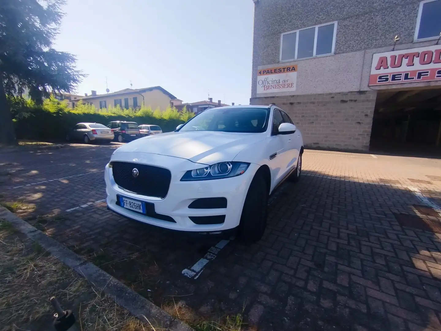 Jaguar F-Pace 2.0d Portfolio awd 180cv auto - 1
