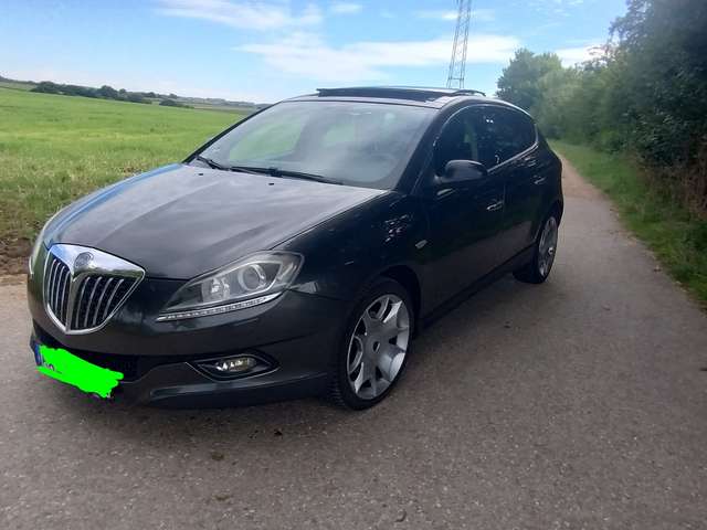 Lancia Delta 1.9 Multijet Twinturbo Platino