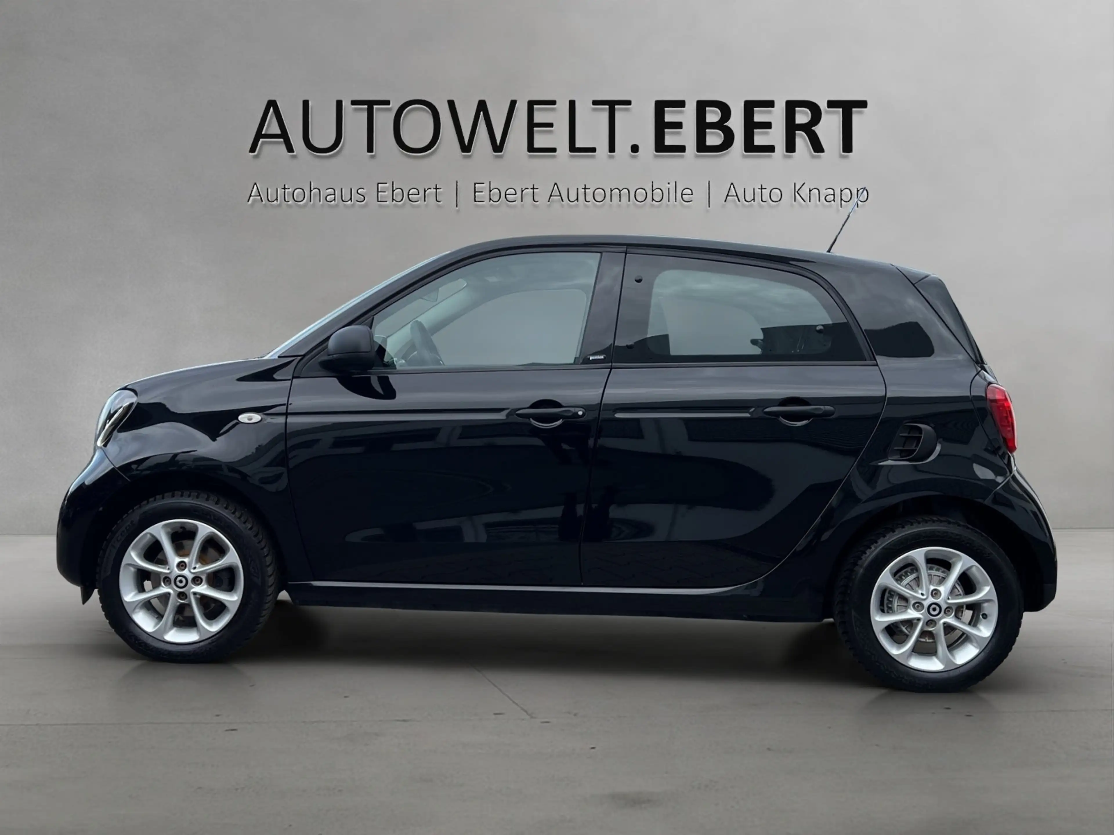 smart forFour ForFour Passion PDC/TEMPOMAT/KLIMA/SHZ/NAVI/ — photo 2