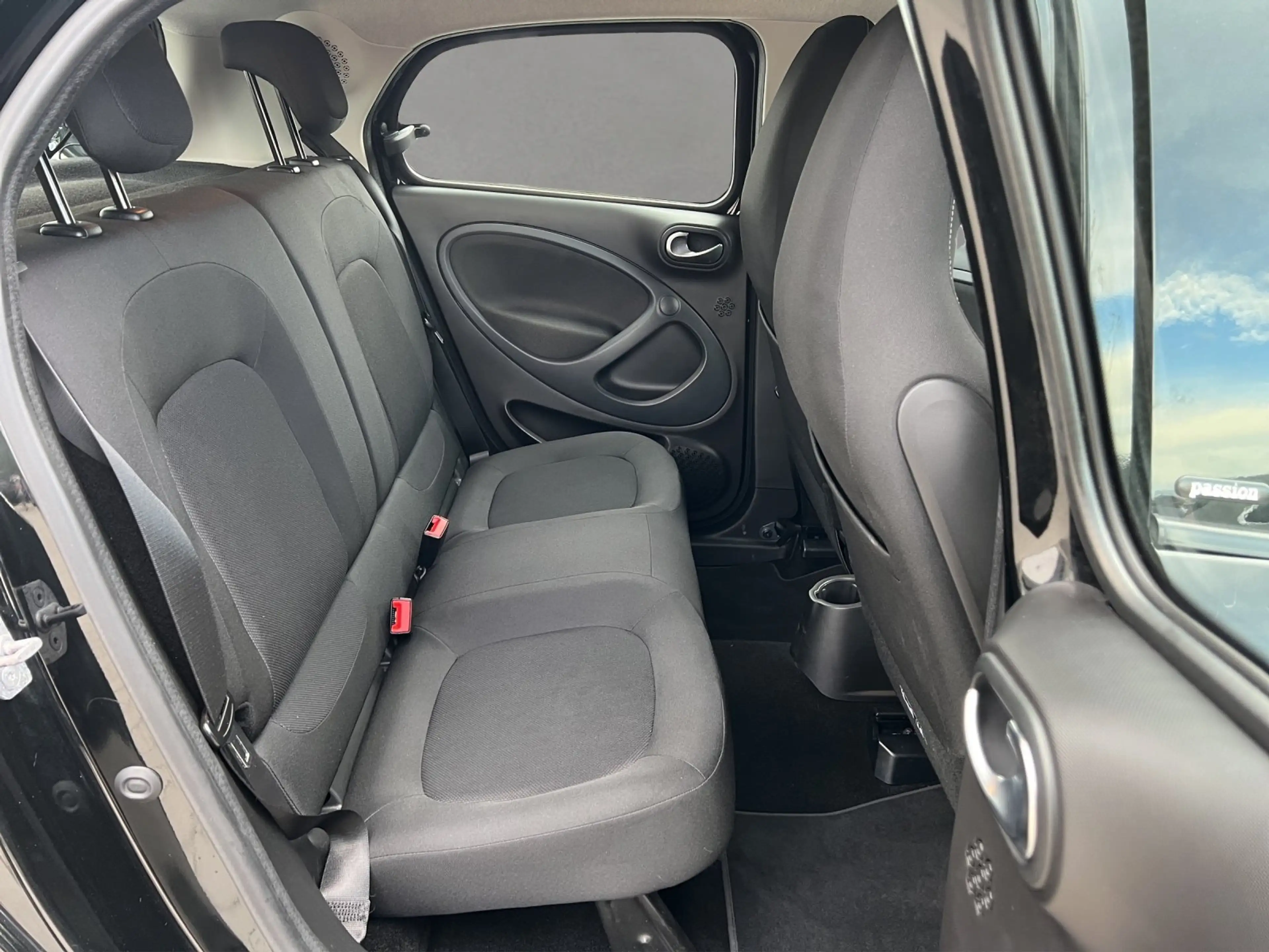 smart forFour ForFour Passion PDC/TEMPOMAT/KLIMA/SHZ/NAVI/ — photo 9