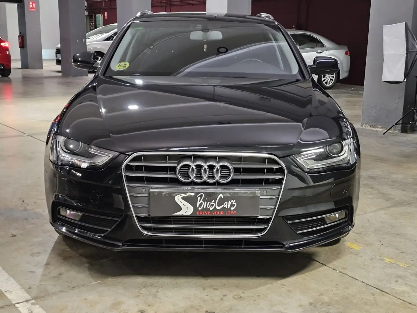 Audi A4 Avant 2.0TDI CD 150 Černá - 2