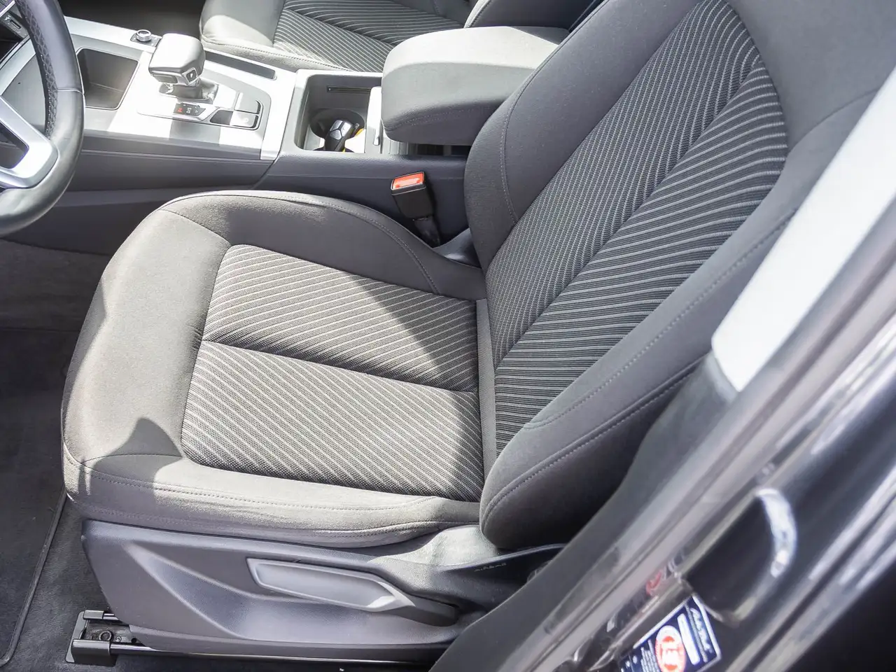 Audi Q5 40TDI qu Stronic Navi LED ACC EPH AHK DAB, миниатюра 14