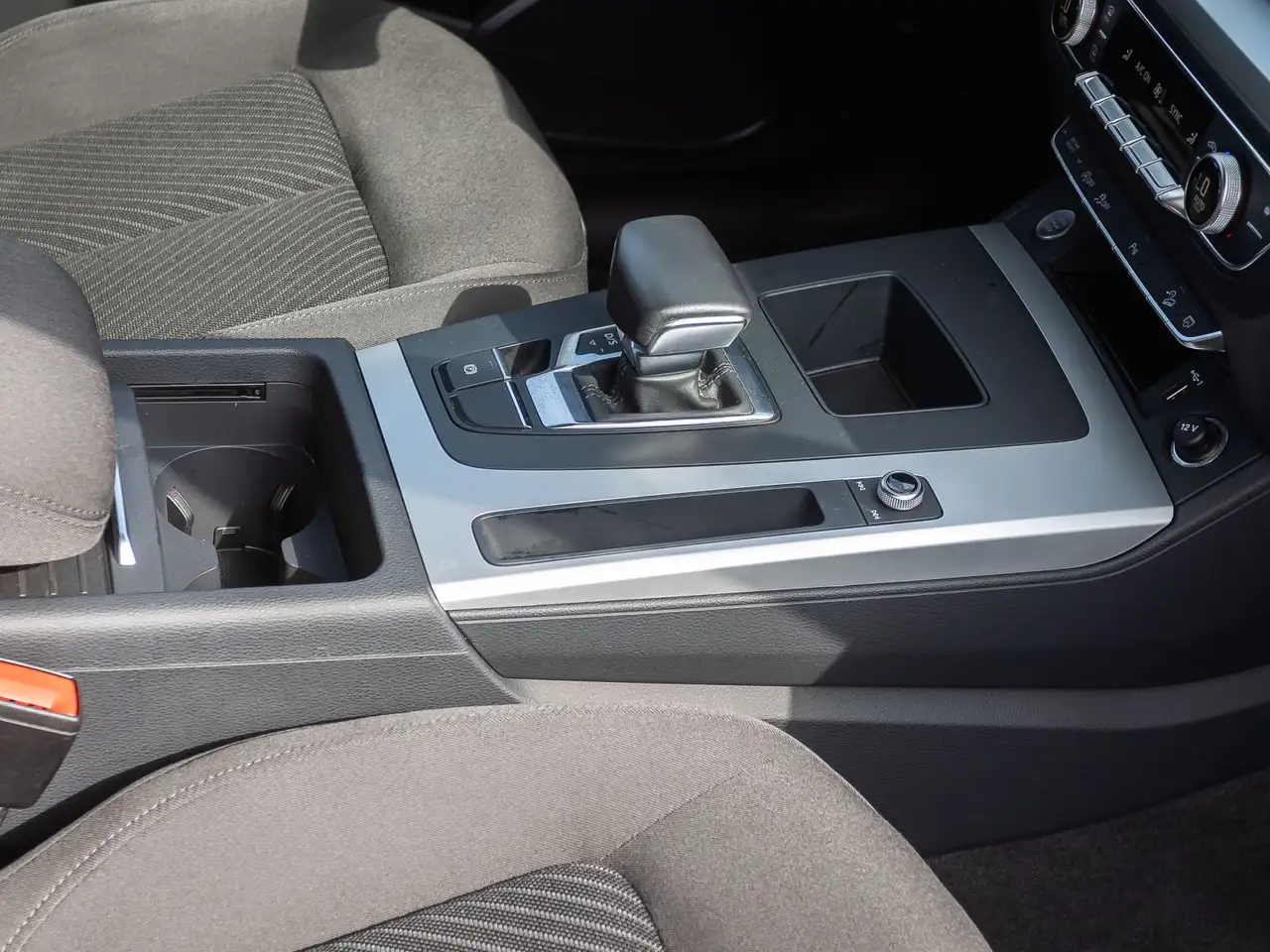 Audi Q5 40TDI qu Stronic Navi LED ACC EPH AHK DAB, миниатюра 26
