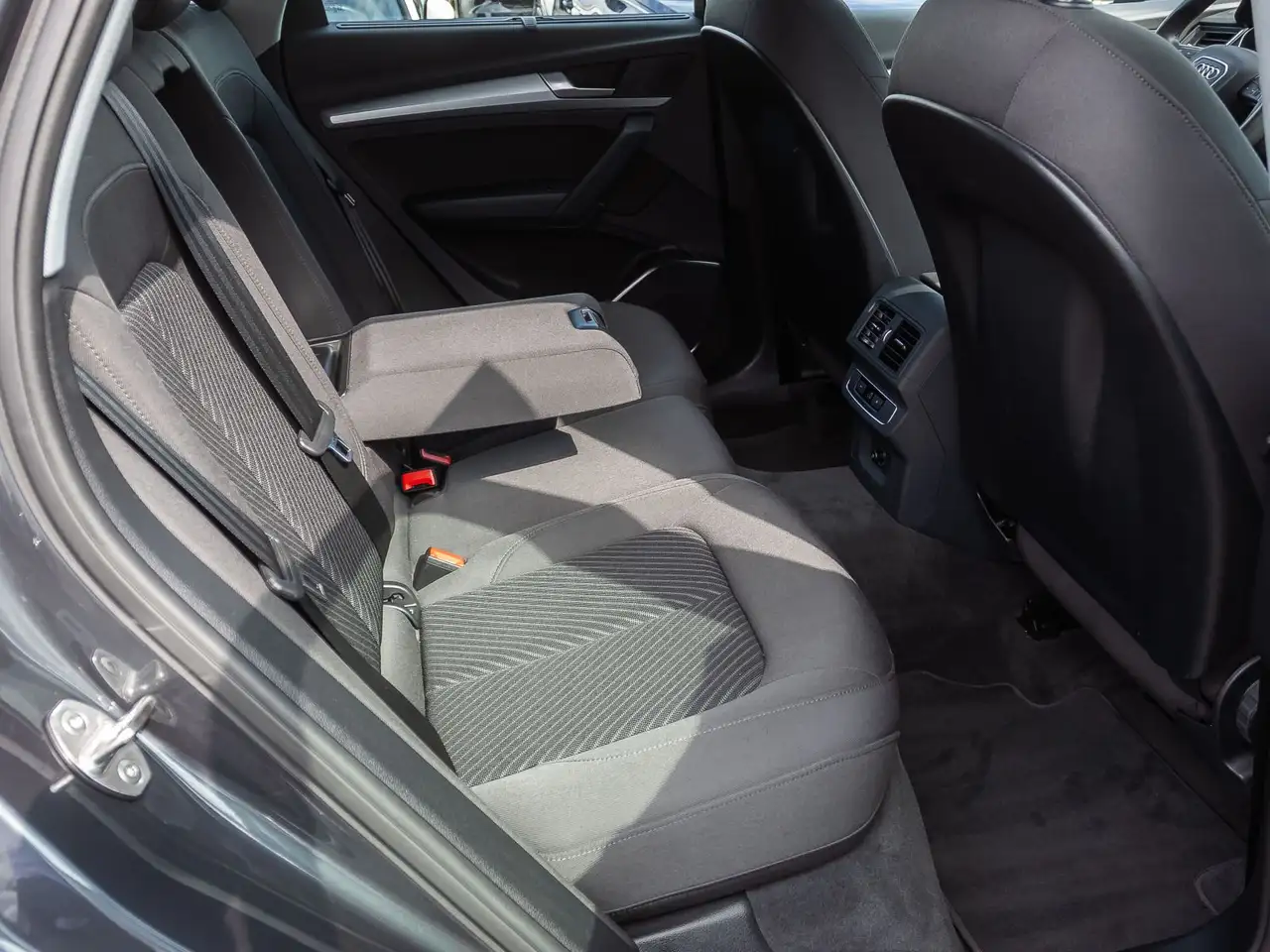 Audi Q5 40TDI qu Stronic Navi LED ACC EPH AHK DAB, миниатюра 23
