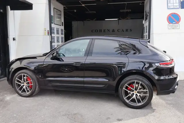 Porsche Macan view 9