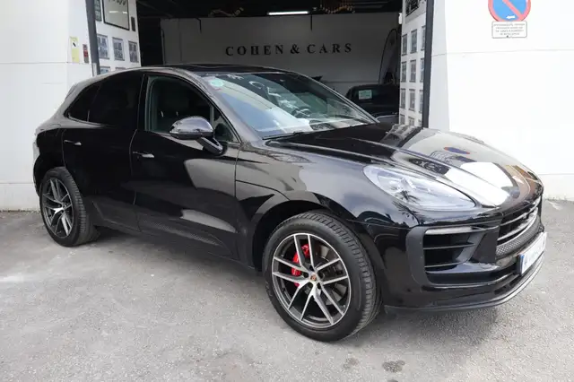 Porsche Macan view 4