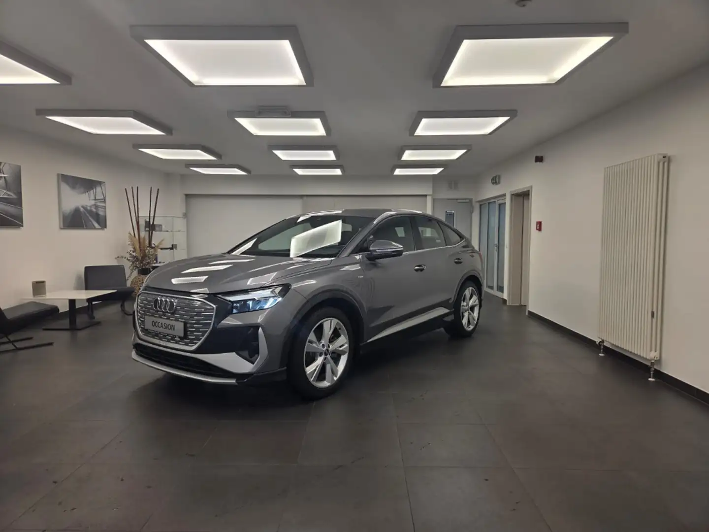 Audi Q4 e-tron Sportback 40 e-tron S line Gris - 1