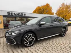 Volkswagen Golf VIII Variant Alltrack 2.0 TDI DSG 4Motion