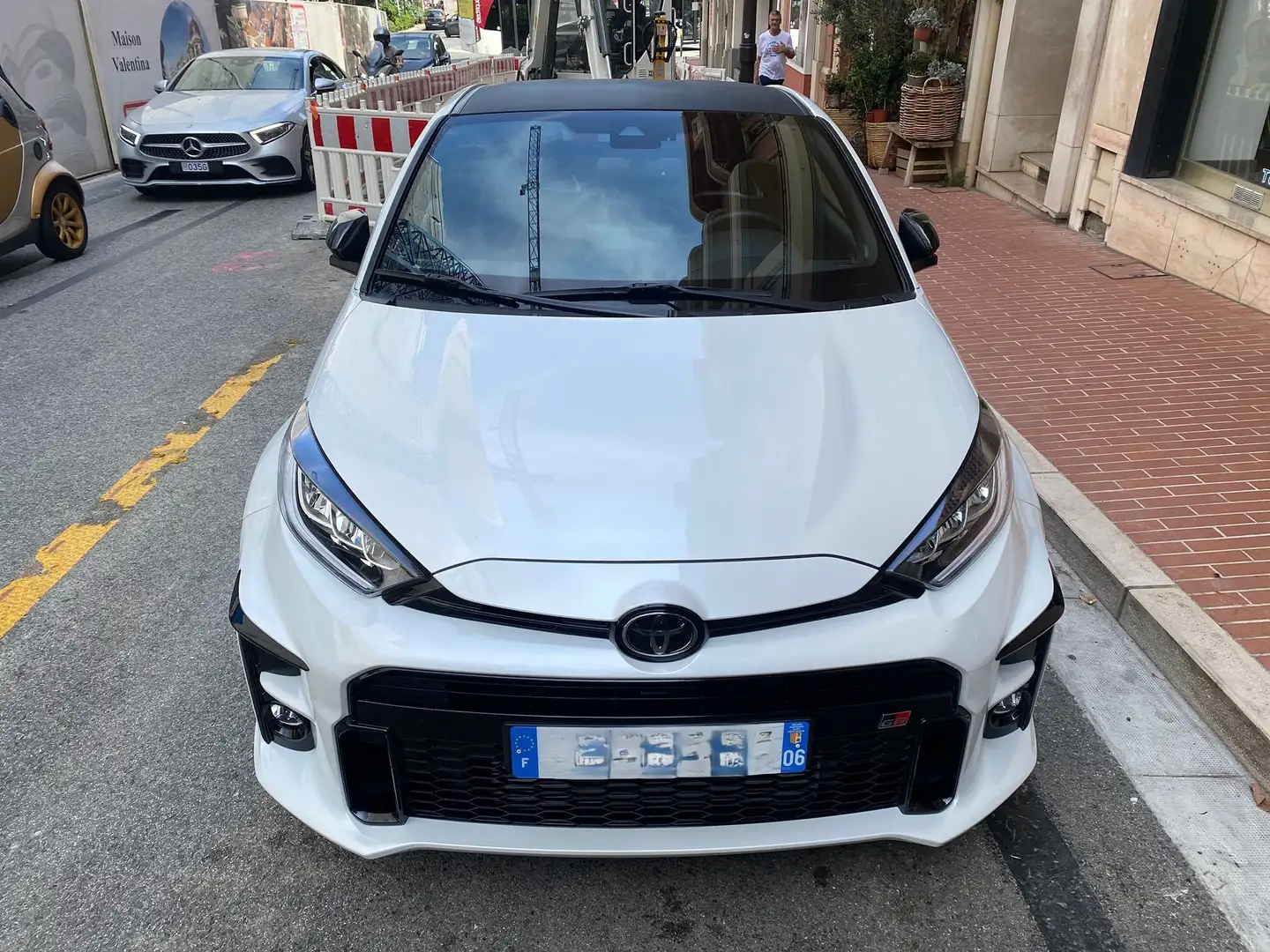 Toyota Yaris Yaris IV VVT-I 261 GR TRACK AWD Blanc - 1