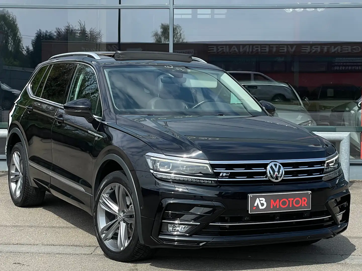 Volkswagen Tiguan Allspace 2.0TDi R-LINE 7PL ACC PANO CAMERA360 JA19 FULL OPT Noir - 1
