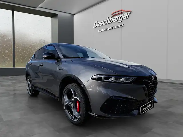 Alfa Romeo Tonale 1.5 T4 48V MHEV VGT DCT Veloce Ansicht 2