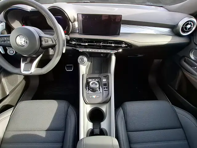 Alfa Romeo Tonale 1.5 T4 48V MHEV VGT DCT Veloce Ansicht 8