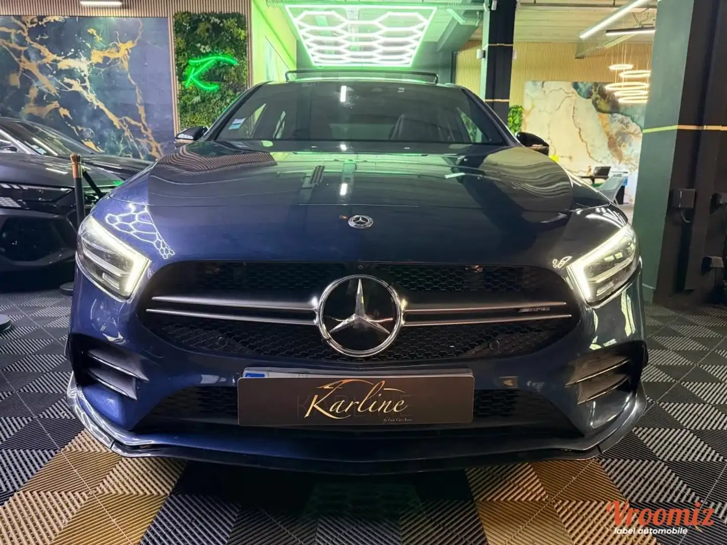 Mercedes-Benz A 35 AMG 2.0 35 305 cv AMG 4MATIC 7G-DCT SPEEDSHIFT I CAMERA 360° - CARPLAY - TOIT OUVRANT Gris - 2