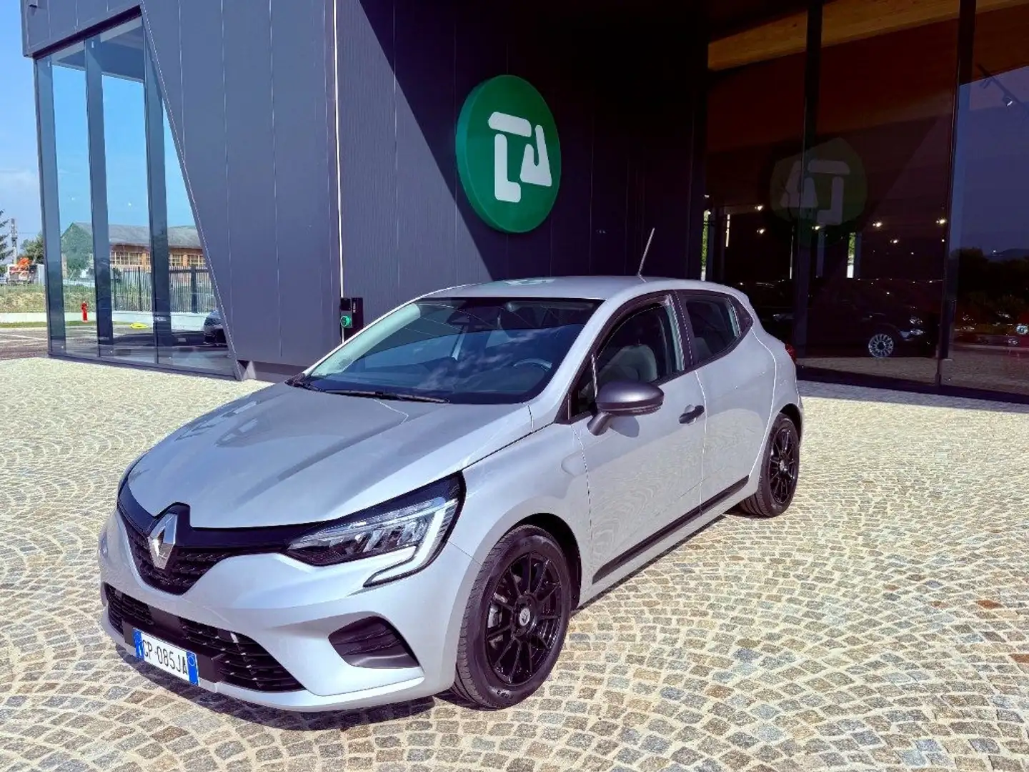 Renault Clio KM 39.000 - LED - BLUETOOTH - UNIPRO - PROMO FINAN Argento - 2