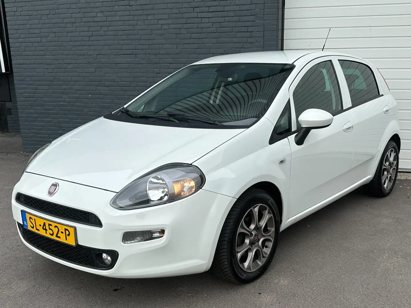Fiat Punto Evo 0.9 TwinAir Sempre CLIMA/CRUISE/LMV/5D/PDC/NAVI Blanc - 2