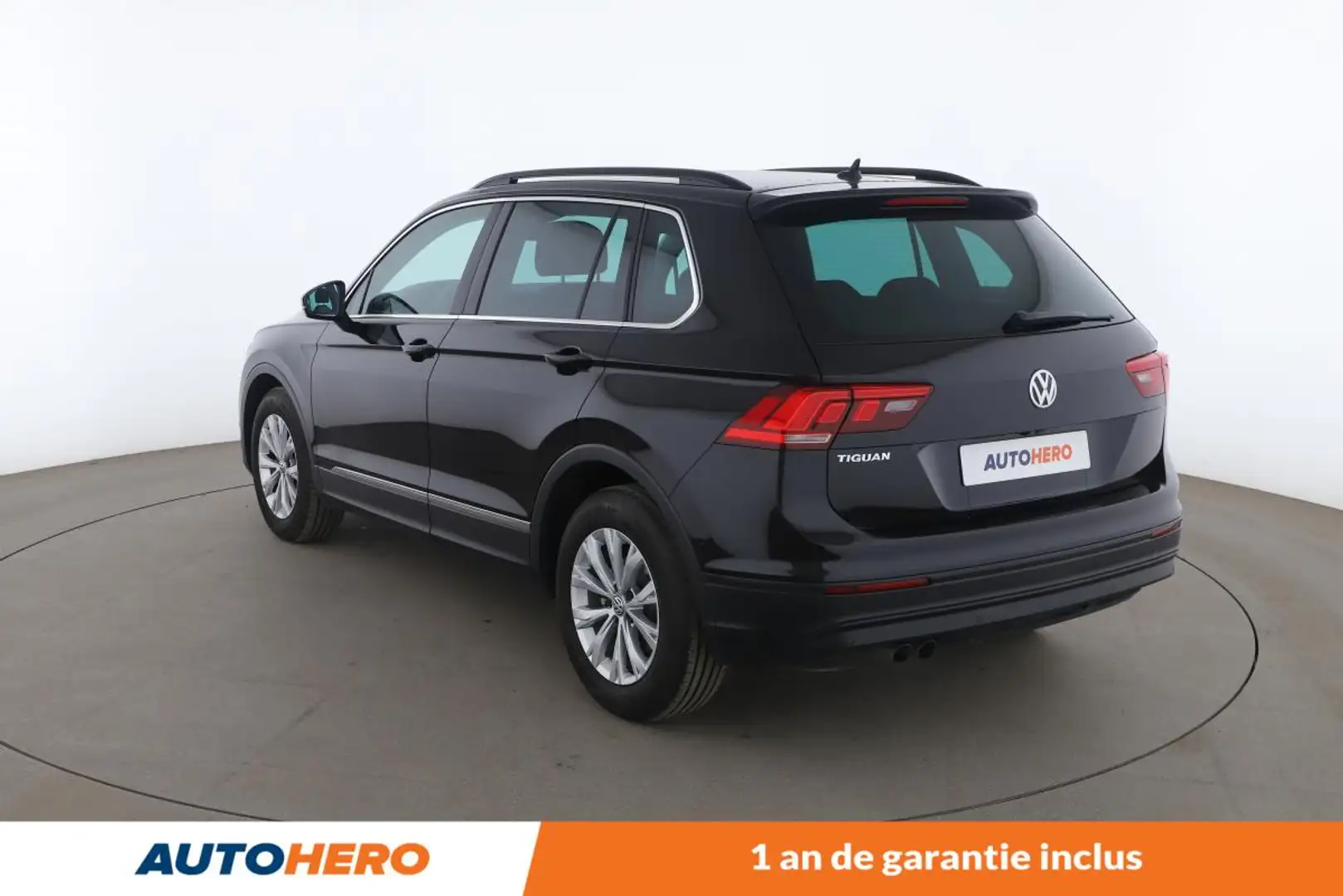 Volkswagen Tiguan 2.0 TDI BlueMotion Tech Confortline DSG7 150 ch Noir - 2