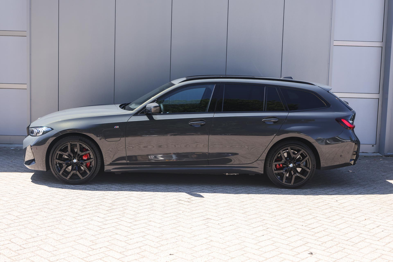 BMW 330 3 Serie Touring 330e M Sport Automaat / Panoramada — photo 8