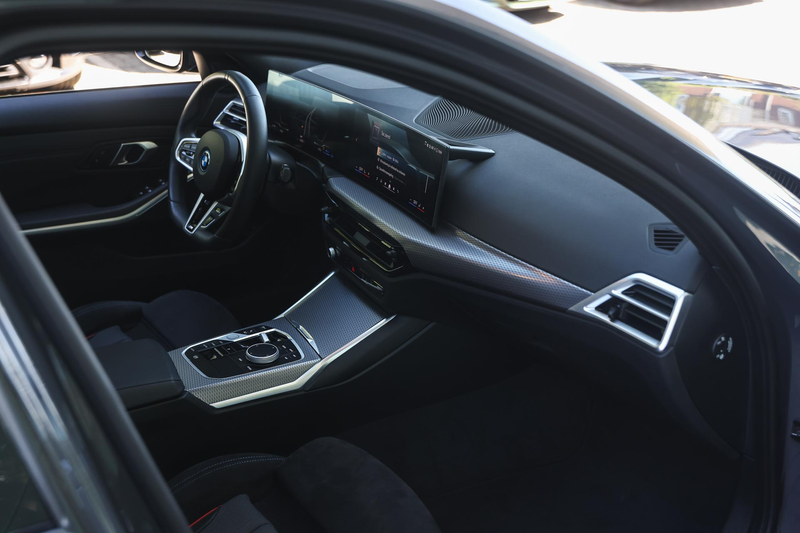 BMW 330 3 Serie Touring 330e M Sport Automaat / Panoramada — photo 11