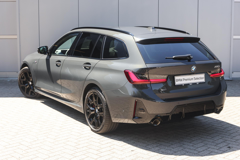 BMW 330 3 Serie Touring 330e M Sport Automaat / Panoramada — photo 2