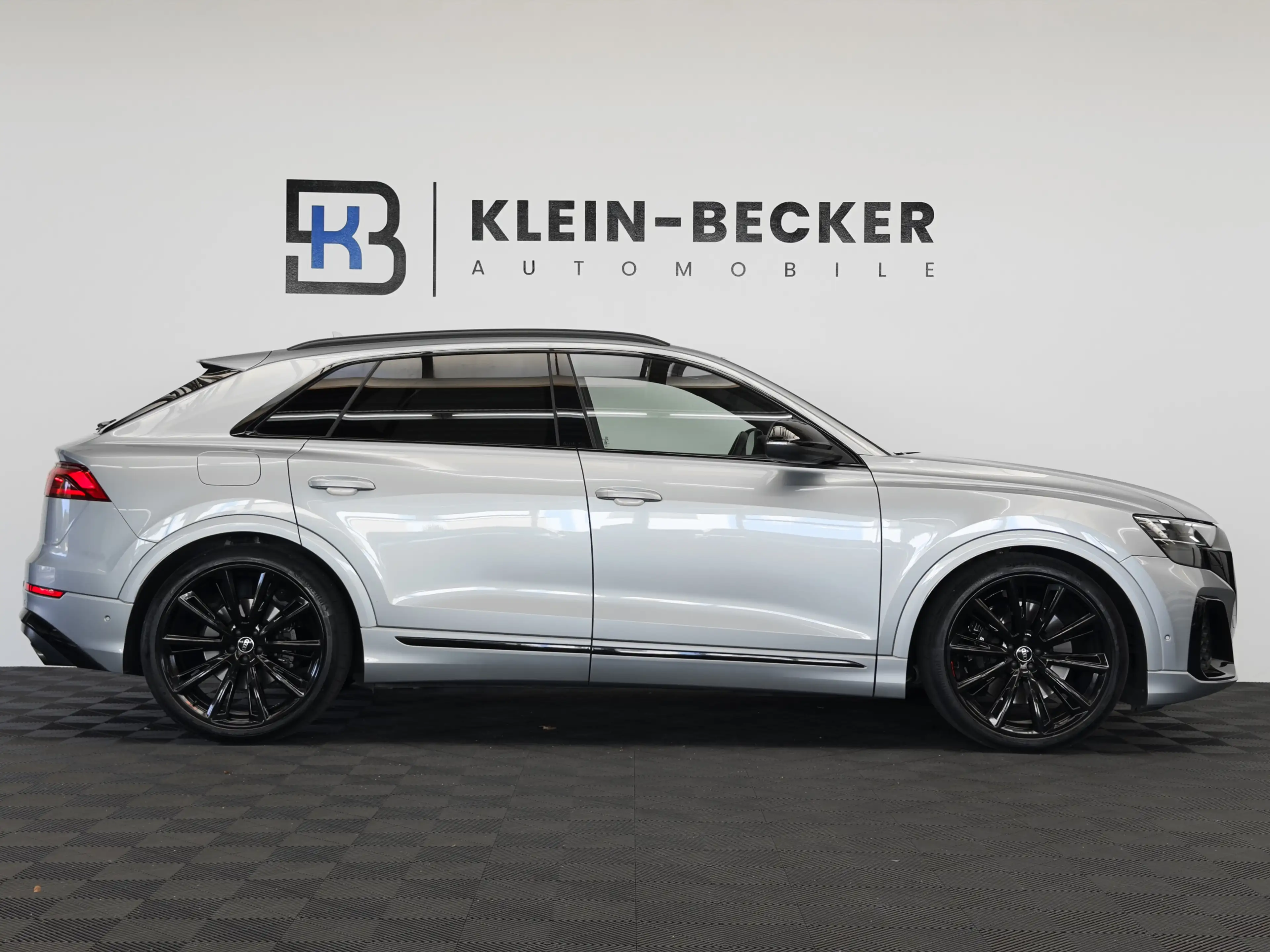 Audi SQ8 *Matrix*Pano*Luft*Soft*B&O*Raute*HUD*AHK*23* — photo 7