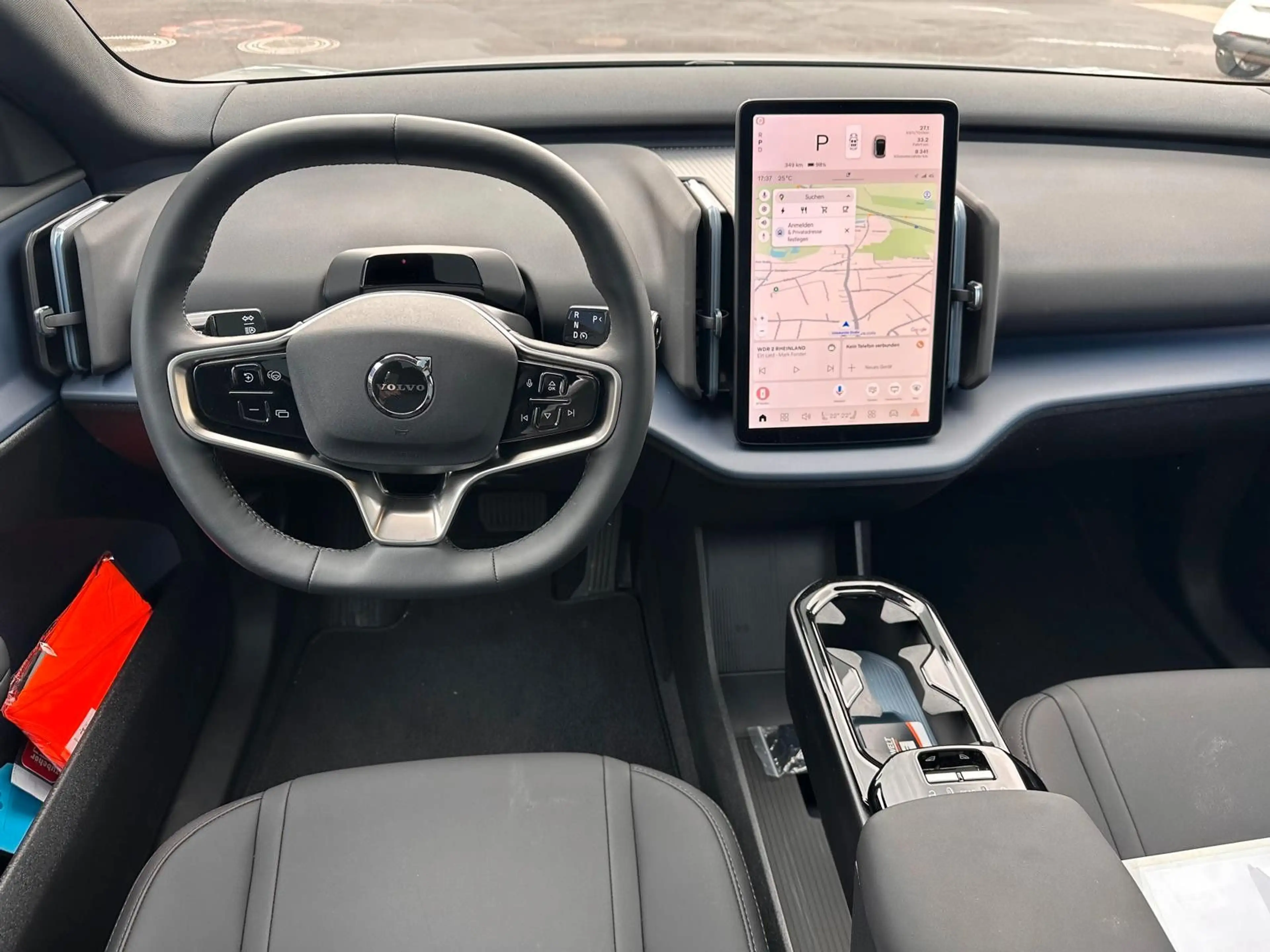 Volvo EX30 RWD Ultra Extended Range Pano,360°,WP,ACC — photo 19