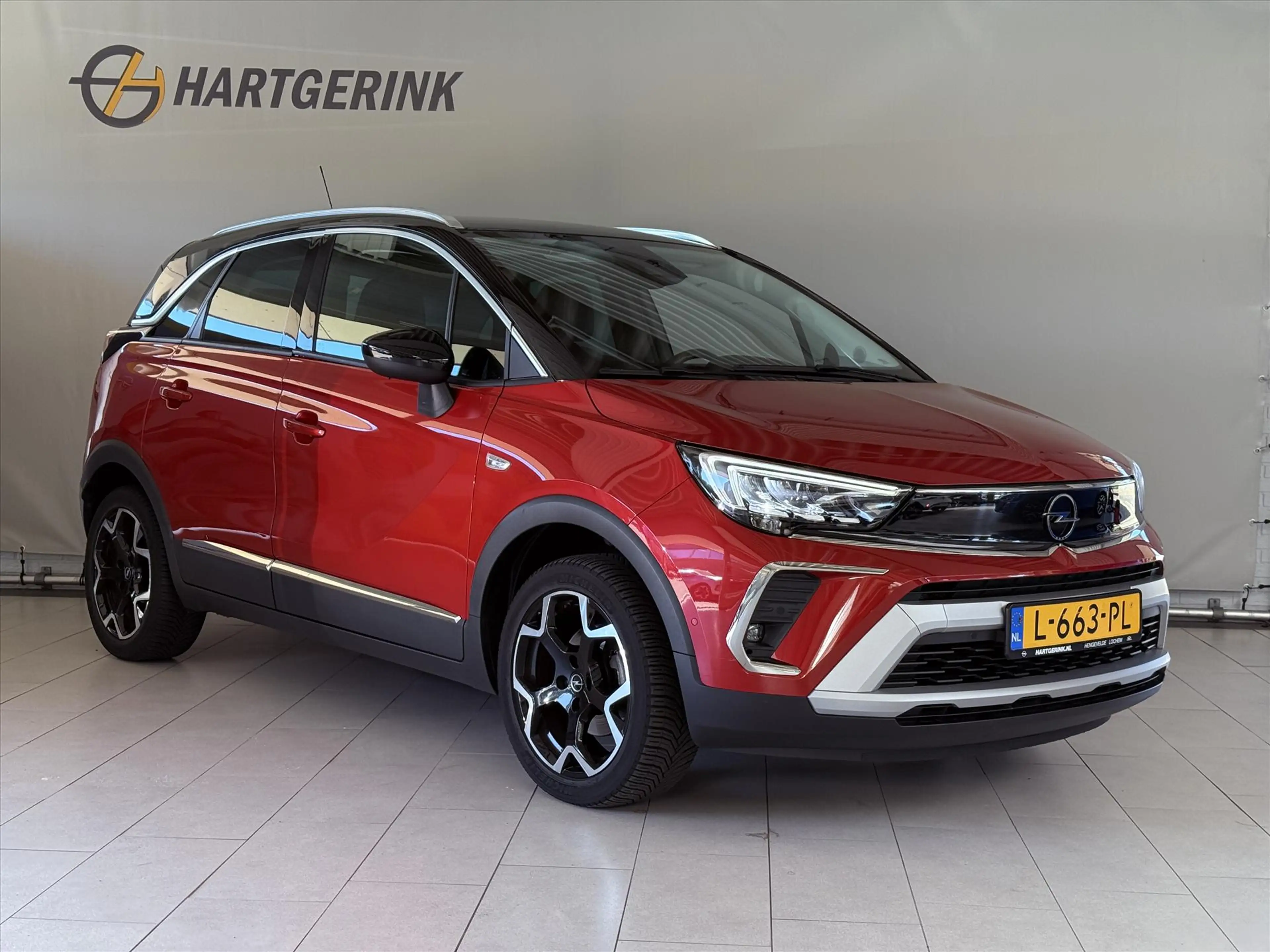 Opel Crossland 1.2 130pk Ultimate* ECC / Navi / Cruise / Camera / — photo 3