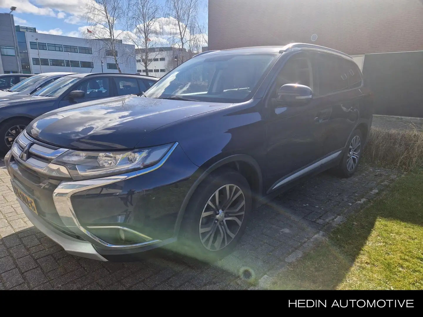 Mitsubishi Outlander 2.0 Instyle 7 Persoons | Leder | Schuifdak | Navig Blauw - 1