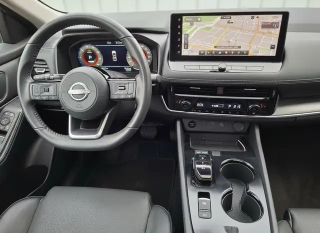 Nissan X-Trail view 14