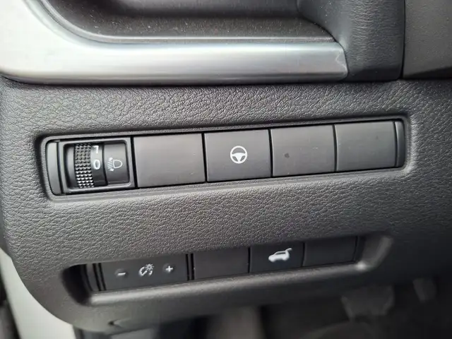 Nissan X-Trail view 24