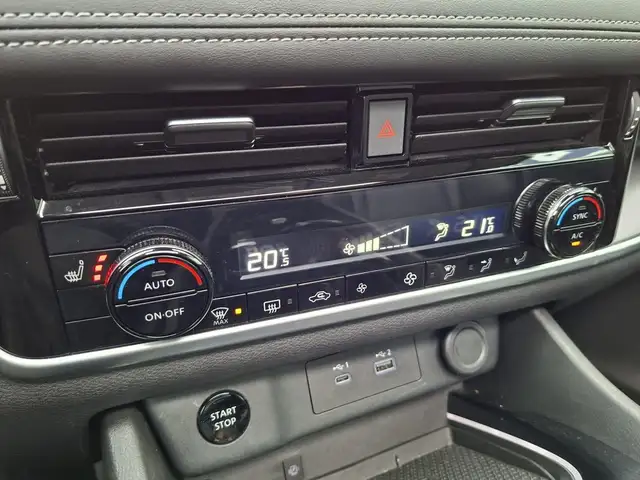 Nissan X-Trail view 29