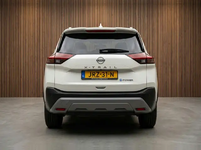 Nissan X-Trail view 9