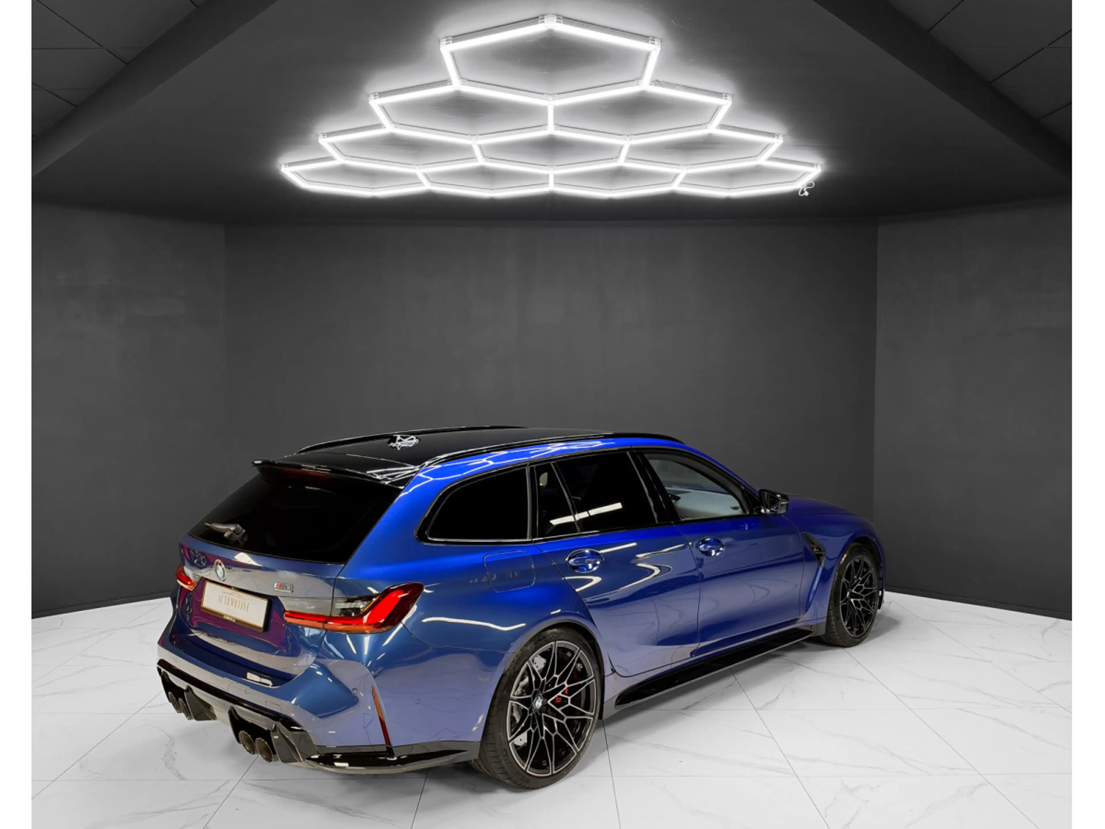 BMW M3 COMPETITION LCI TOURING XDRIVE — photo 5