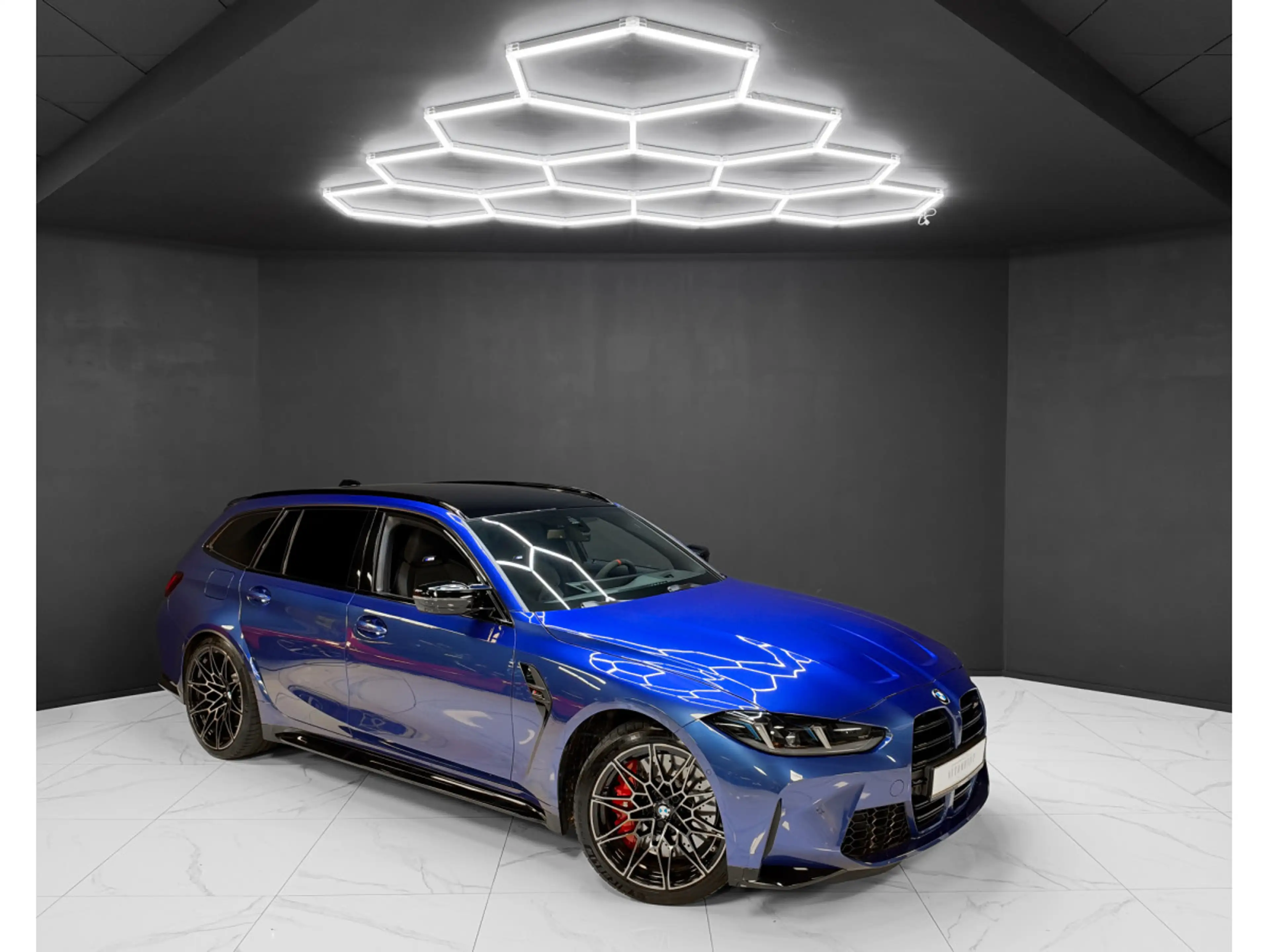 BMW M3 COMPETITION LCI TOURING XDRIVE — photo 7