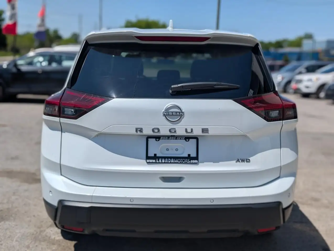 Nissan Rogue снимка Nissan Rogue