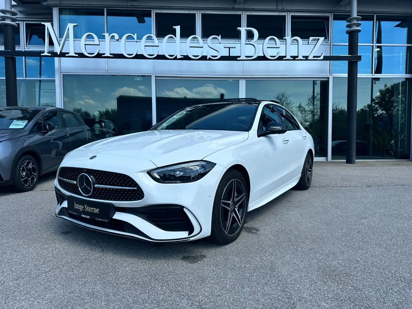 Mercedes-Benz C 300 de 4MATIC AMG Premium Plus Distronic Blanc - 2