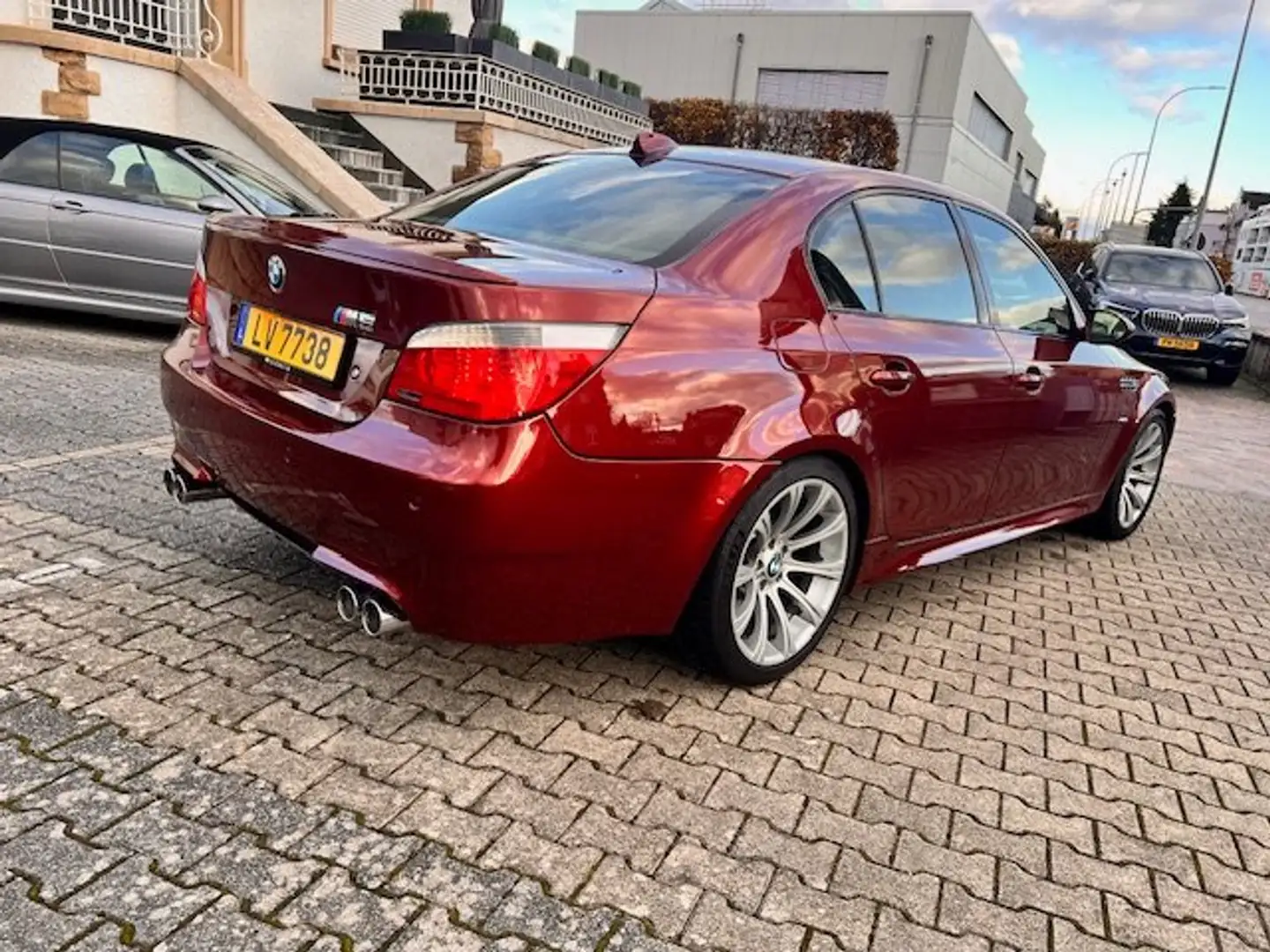 BMW M5 BMW M5 V10 *original Schalter*Manuelle Rood - 2