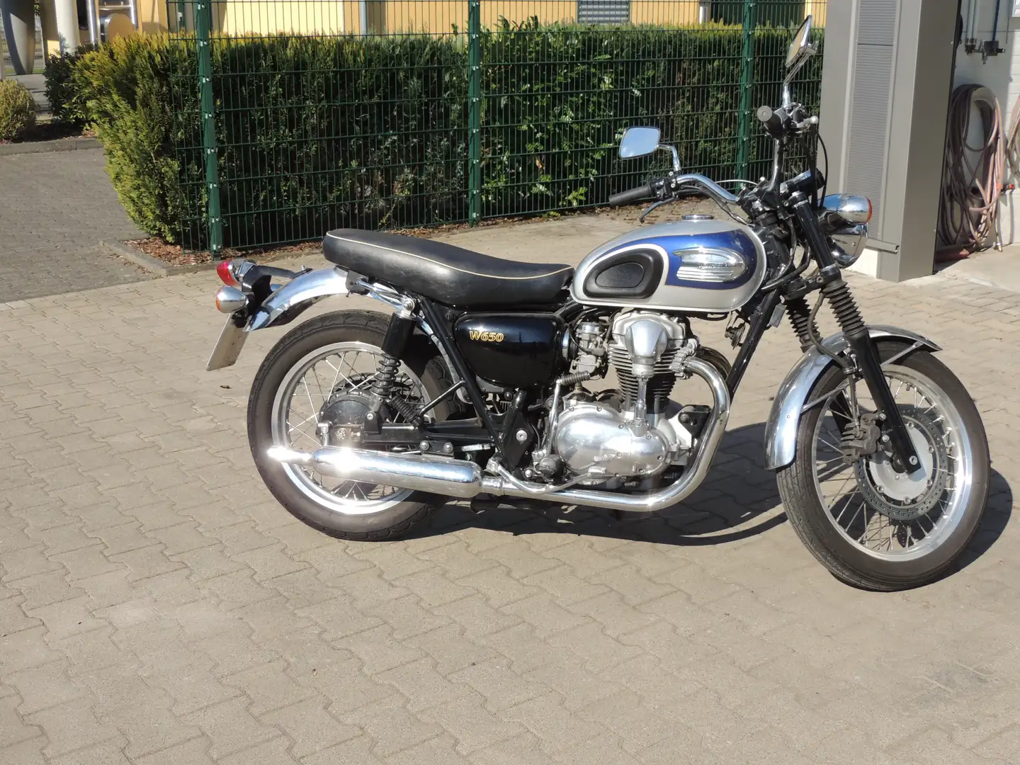 Kawasaki W 650 Argent - 1