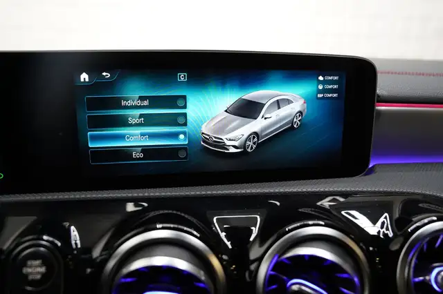 Mercedes-Benz Cla view 29
