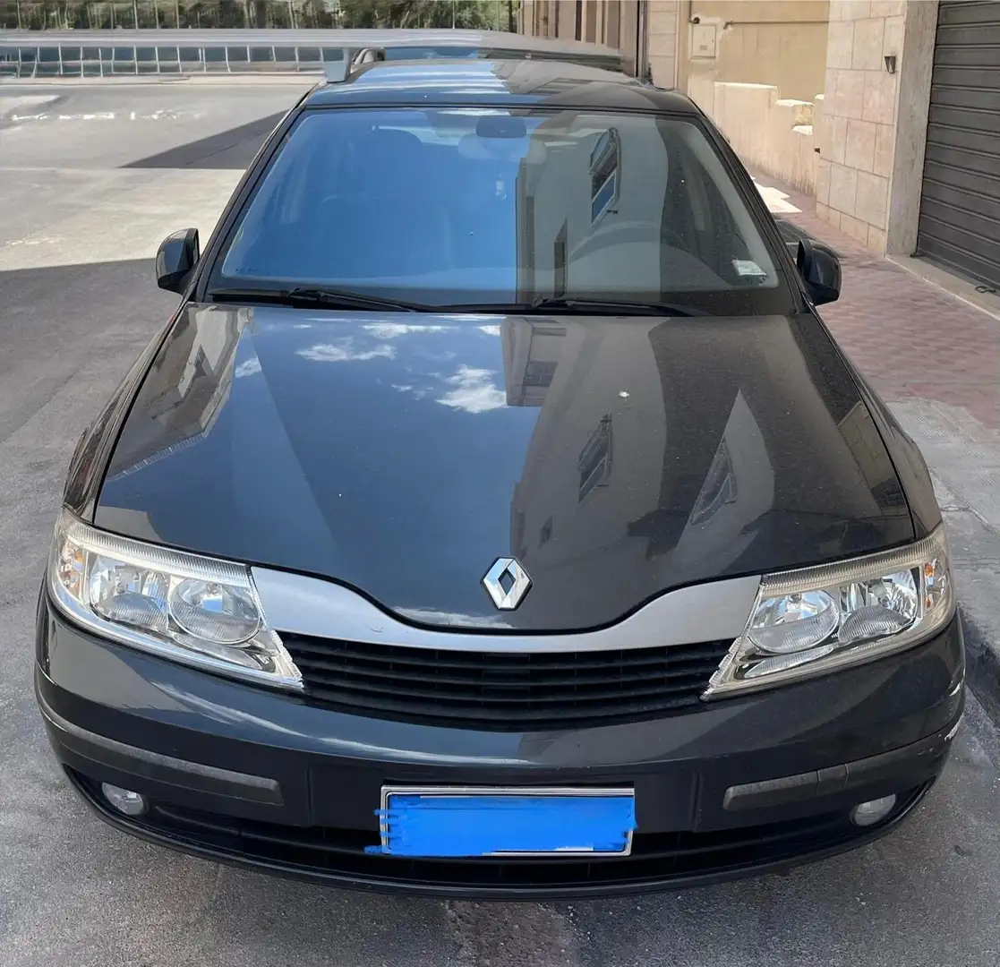 Renault Laguna Laguna Grandtour 1.9 dci Confort Dynamique Šedá - 1